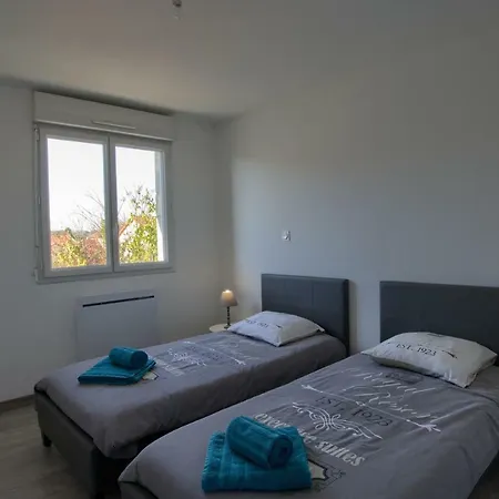 2 Maisons à louer à Montalieu Esterno foto