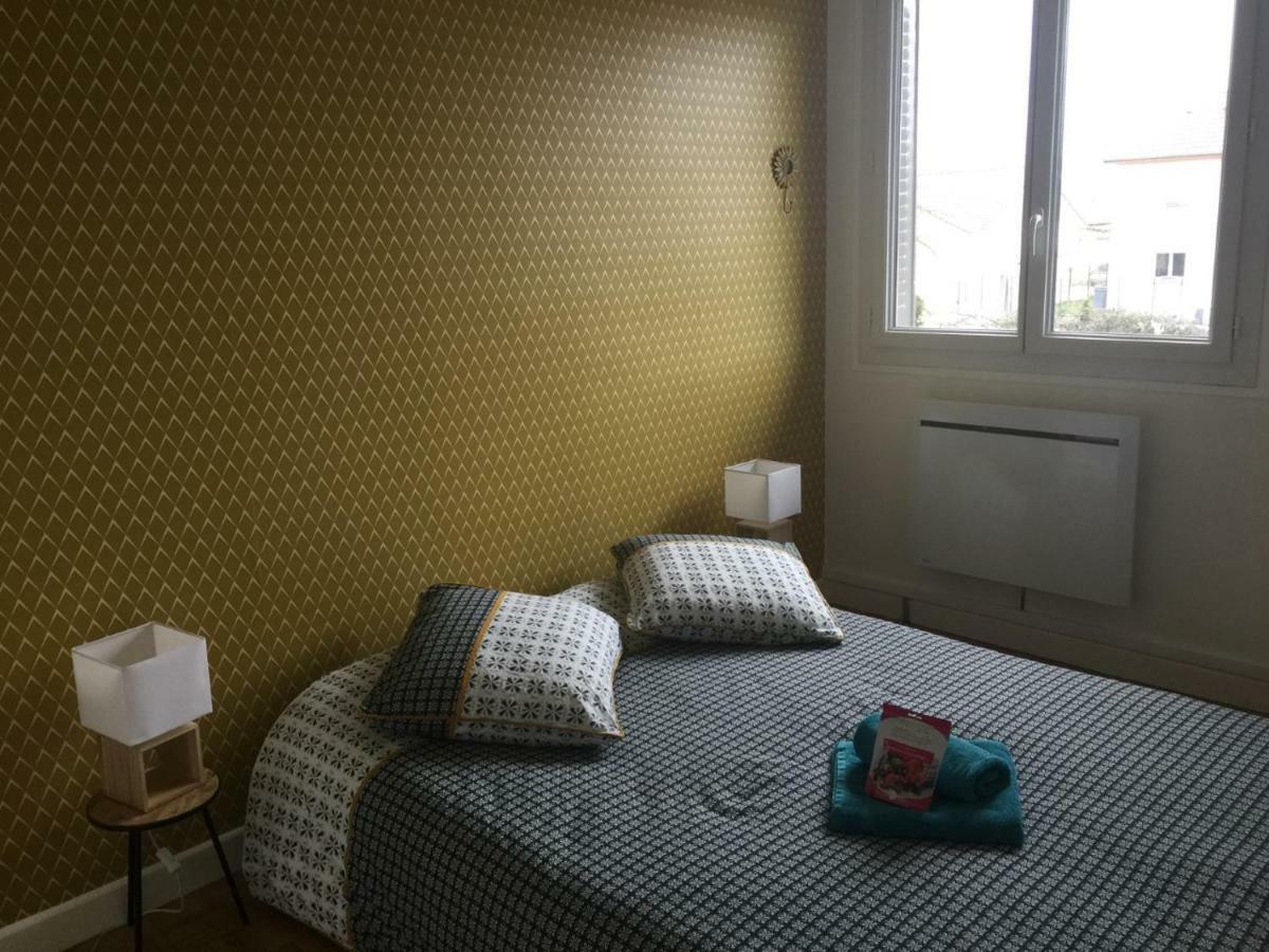 2 à Hébergement de vacances *